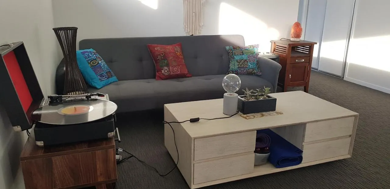 Hampton Homestay Palmview